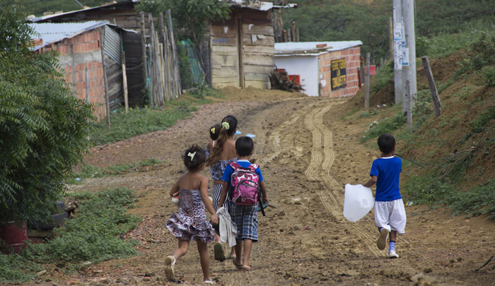 615.000 personas salieron de la pobreza en Colombia | La Opinión