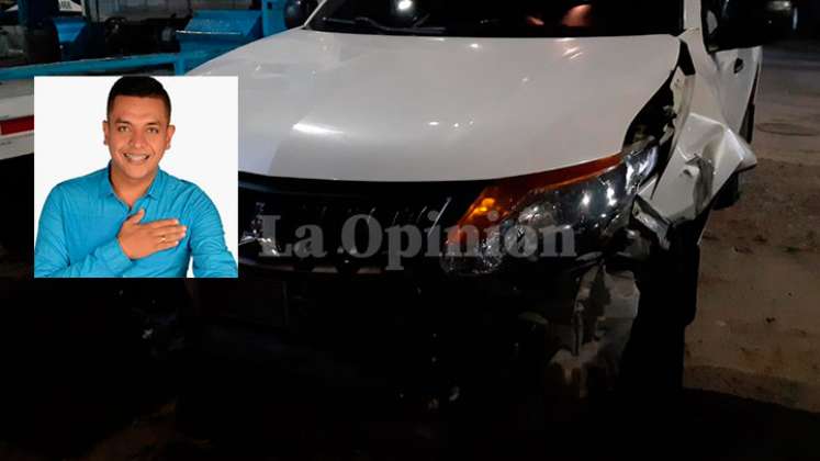 La camioneta en la que se movilizaba el concejal Jhon Jairo Suárez Rojas terminó impactada por los disparos.