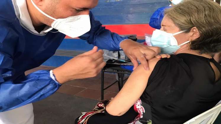 Nueva jornada de vacunación en el colegio Sagrado Corazón de Jesús en Cúcuta./Foto: suministrada
