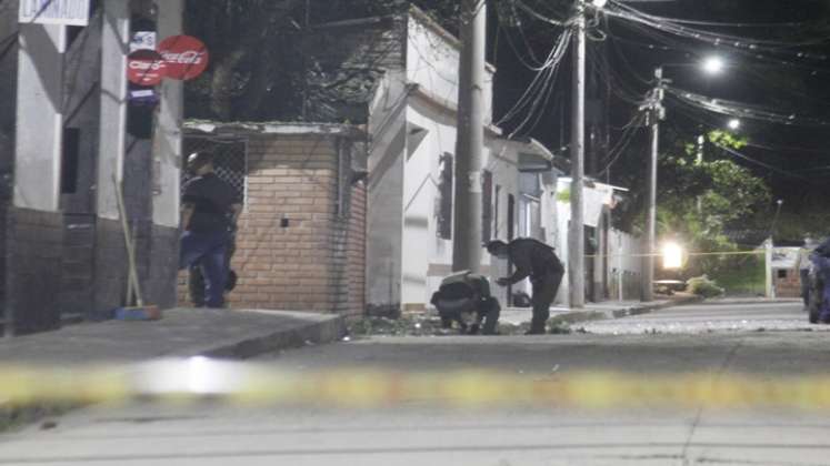 Dos explosivos fueron lanzados contra la estación de Policía de Chinácita.