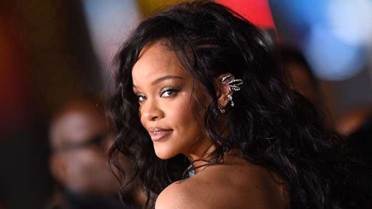 Rihanna hizo una aparición en Los Ángeles, el 26 de octubre