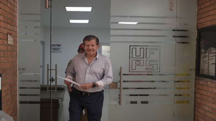 Julio Alberto Tarazona Navas, aspirante al cargo de rector de la UFPS/Foto Pablo Castillo