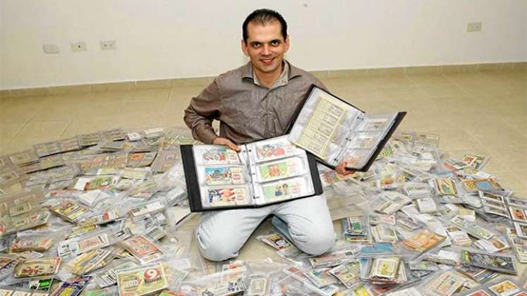 Juan Lotero, coleccionista de loterías 