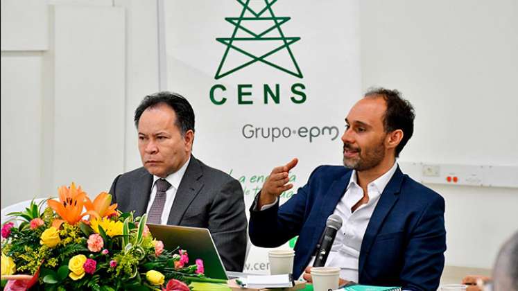 Gobernador William Villamizar y el gerente de CENS, José Miguel González. / Foto: Cortesía