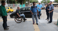 Las personas con discapacidad visual son las más afectadas con la invasión en los espacios públicos