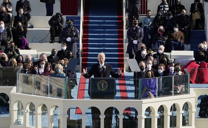 Joe Biden habla durante la ceremonia inaugural en el frente oeste del Capitolio de los Estados Unidos./ Foto AFP