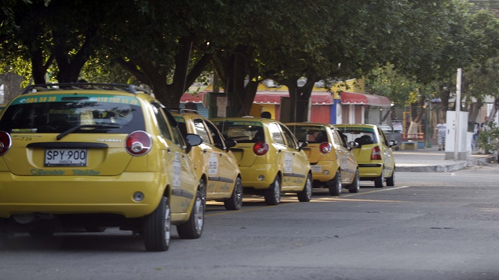 El 3 de mayo habrá paro nacional de taxistas. / Archivo La Opinión 