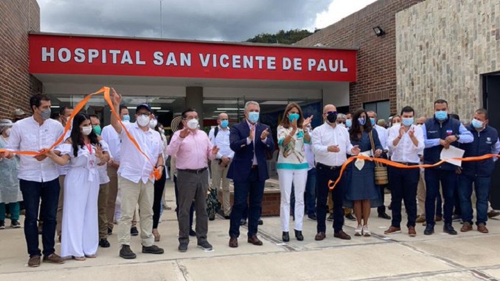 Duque entrega el Hospital San Vicente de Paúl en Gramalote./FOTO: Cortesía