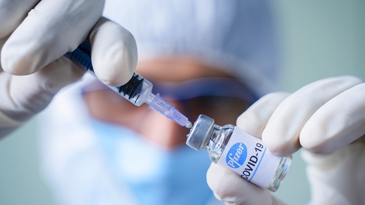La tercera dosis de la vacuna de Pfizer será "probablemente" necesaria, según farmacéutica./FOTO: Tomada de internet
