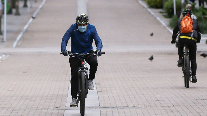 Si bien todos los deportes aportan diferentes beneficios al cuerpo, el ciclismo es un pasatiempo que brinda grandes resultados a las personas que lo practican. / Foto: Colprensa