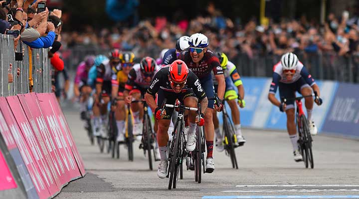 Caleb Ewan, ciclista australiano obtiene un nuevo triunfo en el Giro 2021