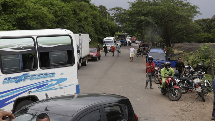 Ese martes se cumplen 22 días del bloqueo de las vías a Tibú y Ocaña