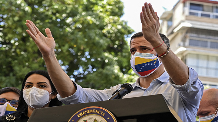 El líder opositor venezolano, Juan Guaidó, planteó retomar las negociaciones con el presidente Nicolás Maduro.
