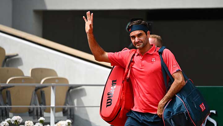 Roger Federer tenista suizo no va más en el Roland Garros