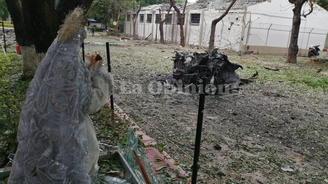 Virgen de la Brigada 30 del Ejército quedó intacta tras el atentado./Foto: cortesía para La Opinión