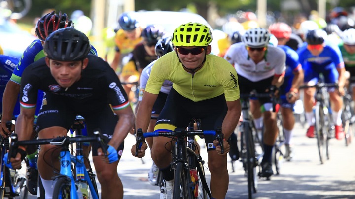 Villa del Rosario le dio salida a la tercera etapa de la Vuelta al Gran Santander en la mañana de este sábado, 31 de julio./Foto: Juan Pablo Cohen - La Opinión