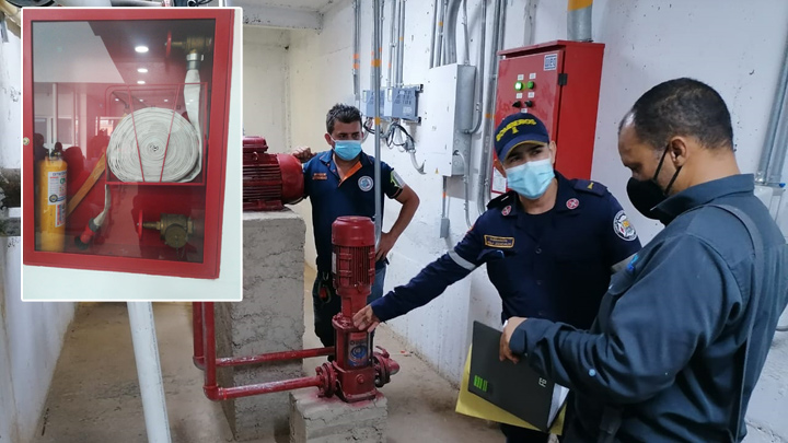 En promedio, Bomberos de Cúcuta realizan 4 mil inspecciones en el año a inmuebles, para verificar las medidas de prevención y seguridad. / Foto Cortesía