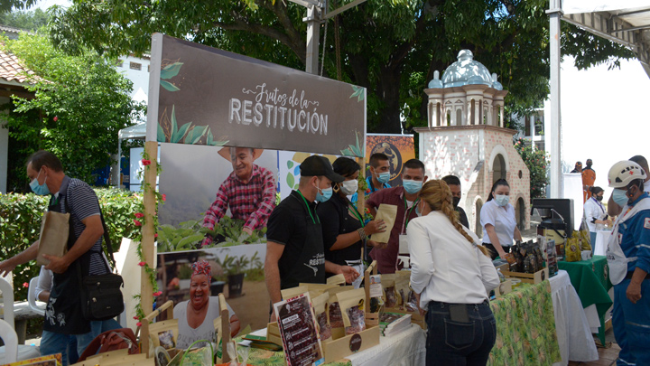 En Cúcuta se organizó la Quinta Rueda de Negocios ‘Agricultura por Contrato’, una estrategia del Ministerio de Agricultura y Desarrollo Rural, en la que participaron beneficiarios de restitución de tierras. / Foto: Leonardo Favio Oliveros
