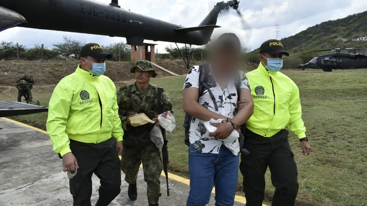Fue capturado Carlos Andrés Guevara Márquez, ‘Jean Carlos’, quien tenía cuatro años frente 33 de las disidencias de las Farc. / Foto: Ejército