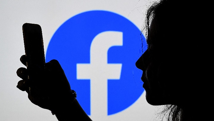 Facebook suspende la versión de Instagram para menores