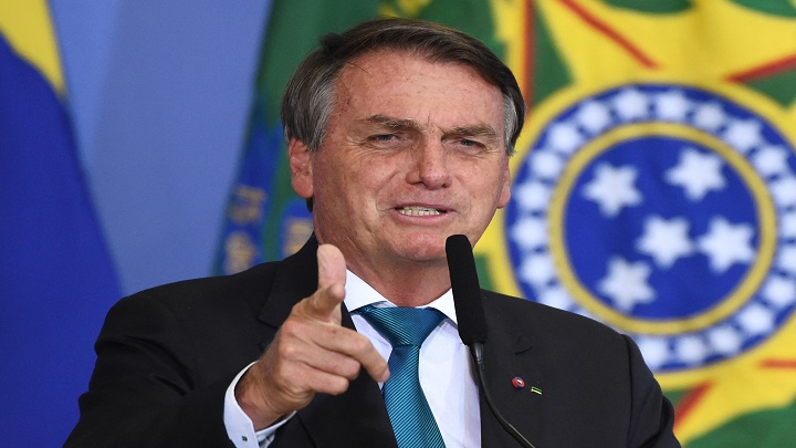 La ONG austriaca AllRise presentó una denuncia ante la Corte Penal Internacional (CPI) contra el presidente brasileño Jair Bolsonaro, por presuntos "crímenes contra la humanidad" por la deforestación de Amazonia./AFP