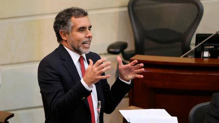Por proceso ante la Corte, Armando Benedetti anuncia que no aspirará al Senado
