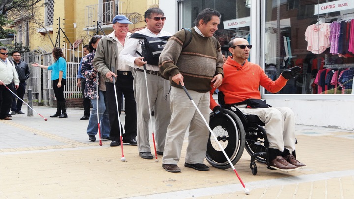 Personas ciegas quieren que el bastón sea símbolo de identidad./Foto: Colprensa