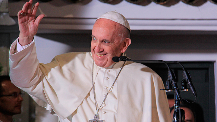 ‘Dios no habita en lugares asépticos y tranquilos, lejos de la realidad’, Papa Francisco 