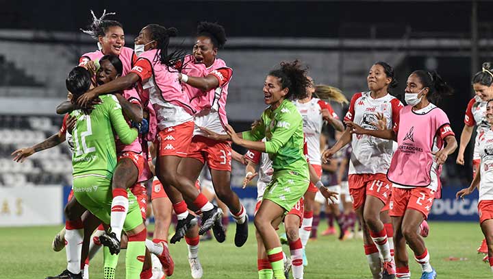  Independiente Santa Fe femenino, derrotó a Ferroviaria jugará la final de la Copa Libertadores.