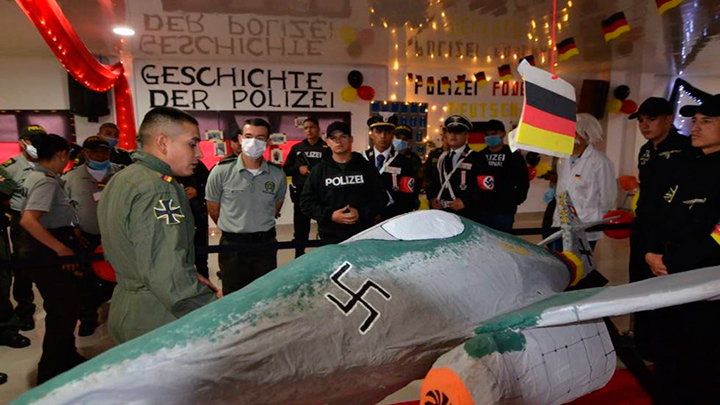 Evento de la Policía en el que se usaron símbolos nazi