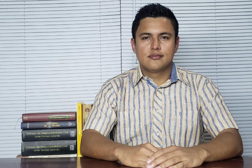 Estudiante de la Unisimón gana premio Nacional