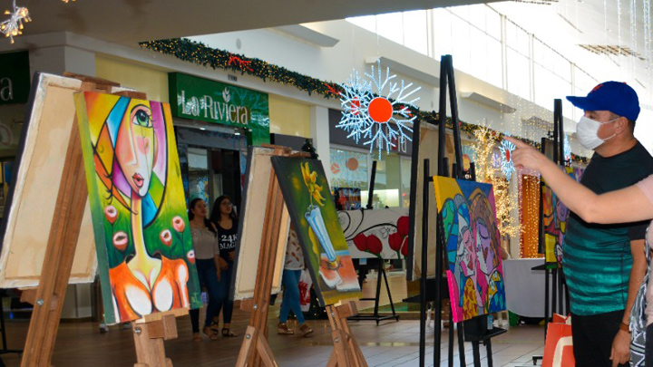 Las obras estarán exhibidas para la venta en el centro comercial Jardín Plaza el 3, 4 y 5 de diciembre. / Foto: Cortesía