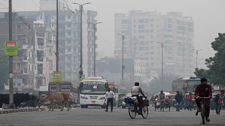 Algunas medidas de las autoridades para frenar la contaminación no han dado resultado./ AFP