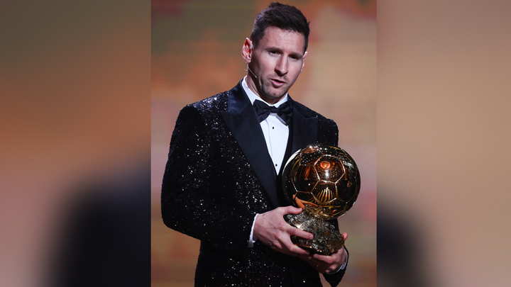 El jugador argentino Lionel Messi ganó su séptimo Balón de Oro 2021.