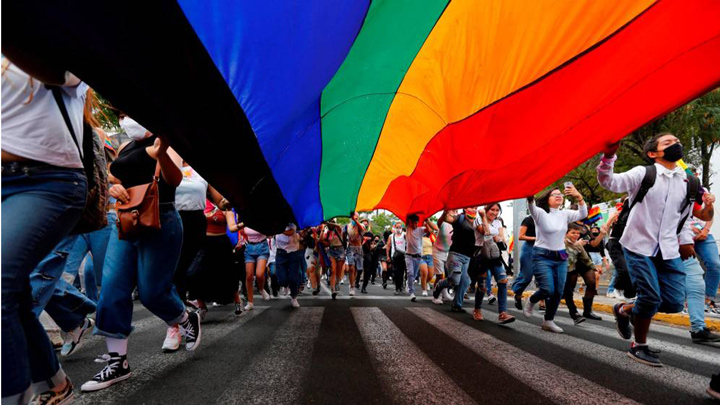 ¡Histórico! Chile aprueba el matrimonio entre personas del mismo sexo