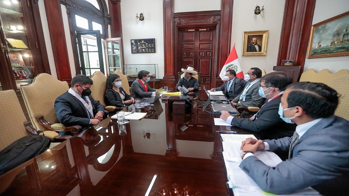 El presidente peruano rinde su testimonio en la sede del Ejecutivo, en Palacio de Gobierno. /AFP
