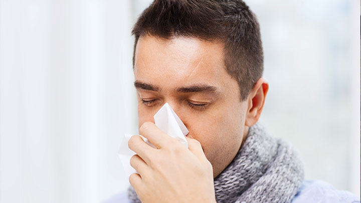 Personas con síntomas de gripe se deben aislar y solicitar prueba
