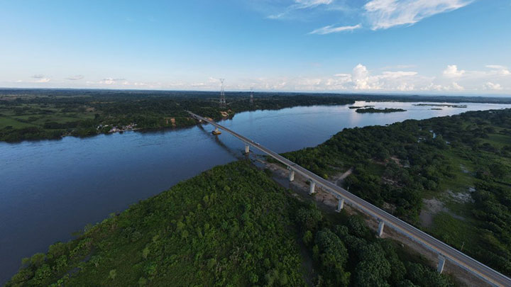 Gobierno entregó nuevo puente que conecta Antioquia y Santander