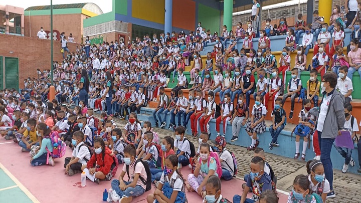 125 mil niños regresaron a las instituciones educativas de Cúcuta. / Foto: Cortesía / La Opinión 