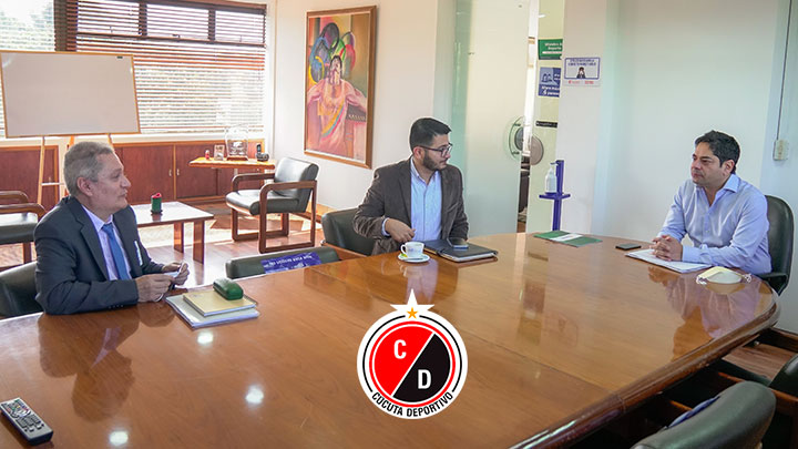 Rodrigo Tamayo y Guillermo Herrera se reunieron buscando alternativas para el Cúcuta Deportivo. 