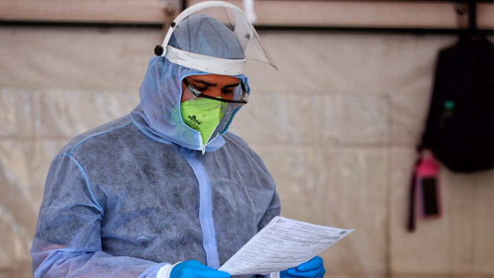 En la pandemia van 69.000 profesionales de la salud contagiados 