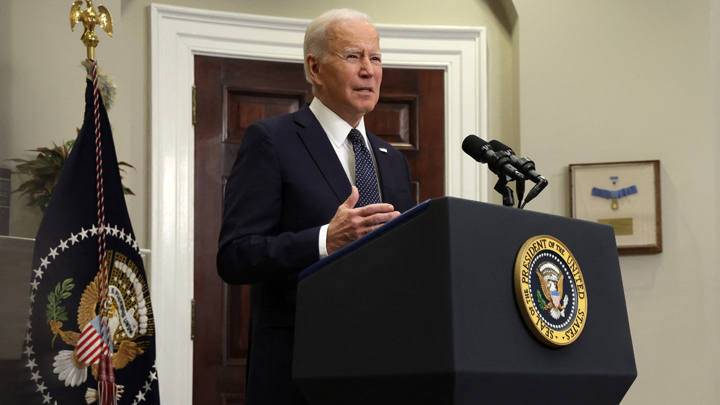 Biden estaba organizando una reunión de su Consejo de Seguridad Nacional el domingo para abordar la crisis de Ucrania.