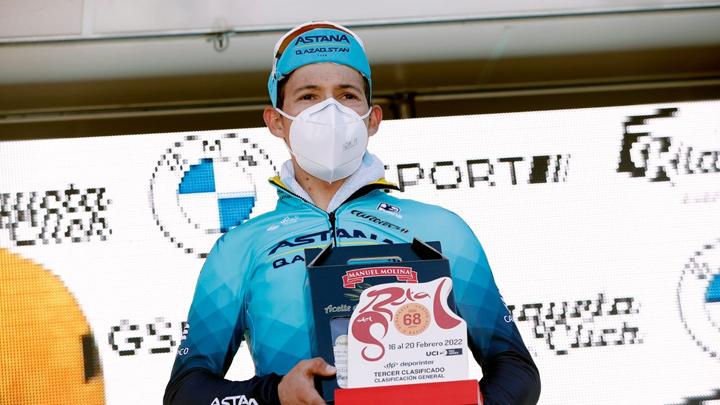 Miguel Ángel López en la Vuelta a Andalucía 2022.