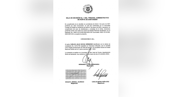 Credencial de Carlos Julio Socha como alcalde.