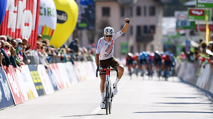 Bouchard gana primera etapa del Tour de los Alpes
