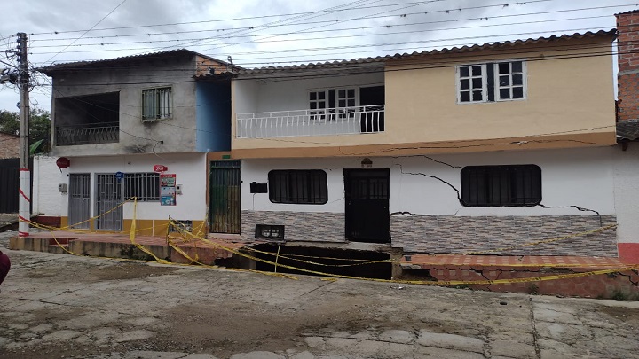 En Ocaña varias viviendas resultan afectadas. Foto cortesía.