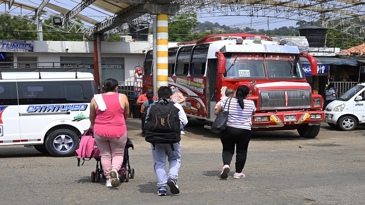 Hay incertidumbre para quienes viajan a la zona del Catatumbo. / Foto: Jorge Gutiérrez / La Opinión 
