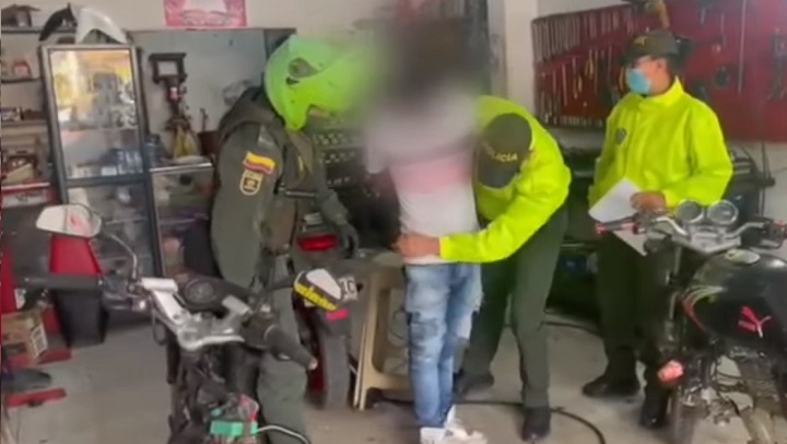 Lo agarraron en un taller de motos a 50 kilómetros de Bucaramanga.