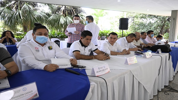 Diferentes asociaciones del Catatumbo se reunieron nuevamente con el gobernador Silvano Serrano. / Foto: Jorge Gutiérrez