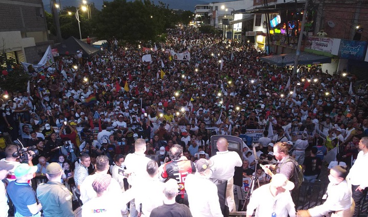El candidato presidencial Gustavo Petro asistió a una concurrida manifestación en Natilán, Atalaya./Foto Cortesía